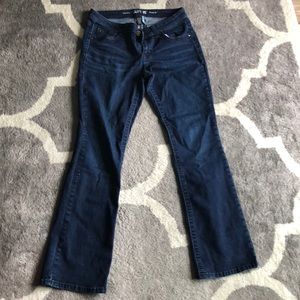 Size 6/28 Jeans